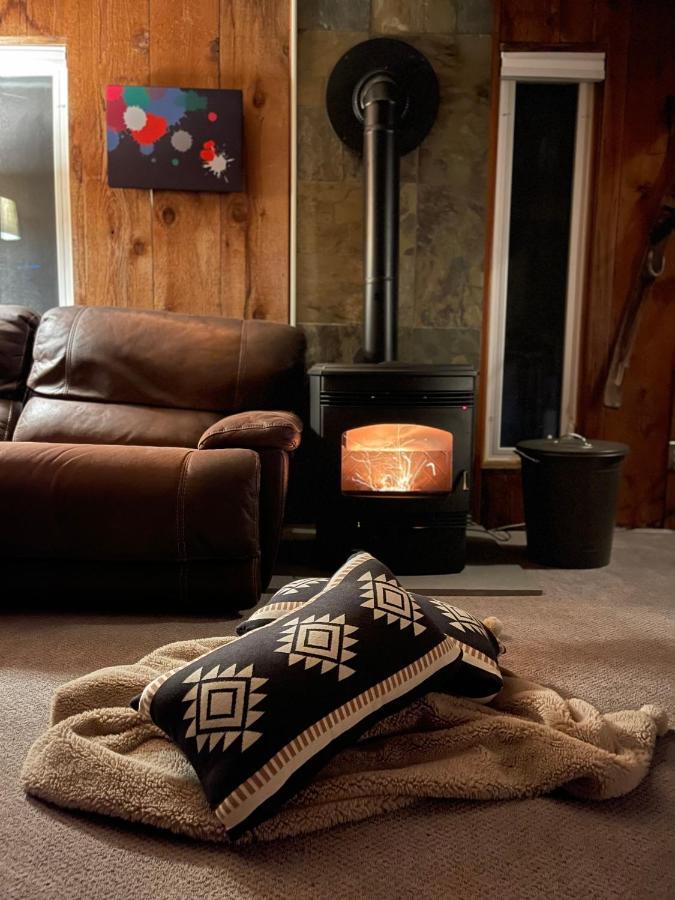 Mandy'S Mountain Chalet Dover 외부 사진